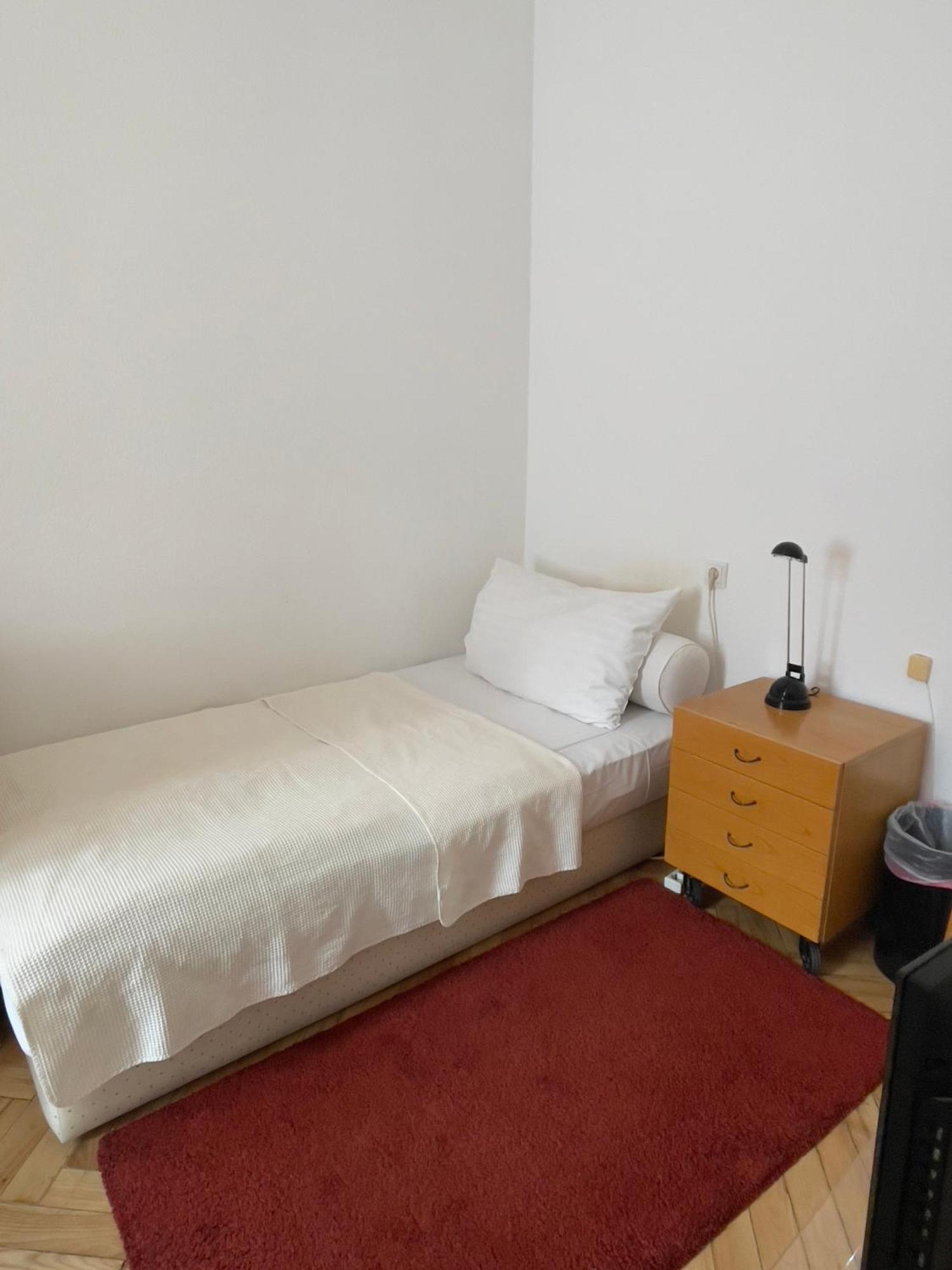 Hotel Wiener Kindl ภายนอก รูปภาพ