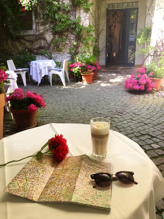 Hotel Wiener Kindl ภายนอก รูปภาพ